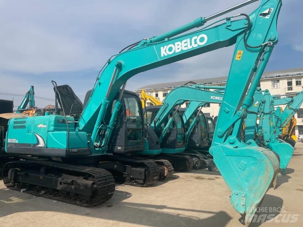 Kobelco 130 中型挖掘机
