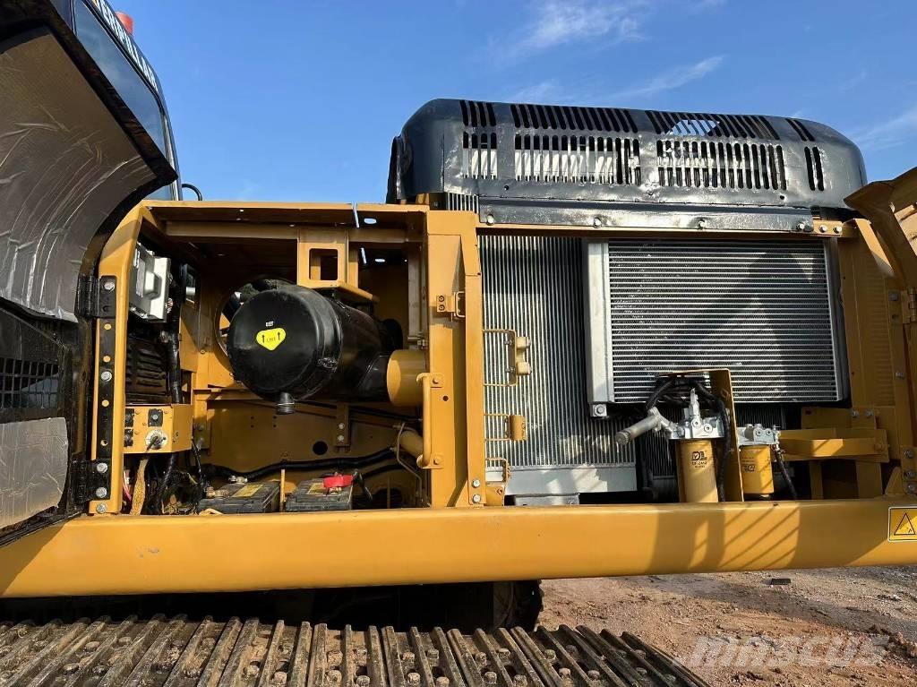 CAT 330 D L 履带挖掘机