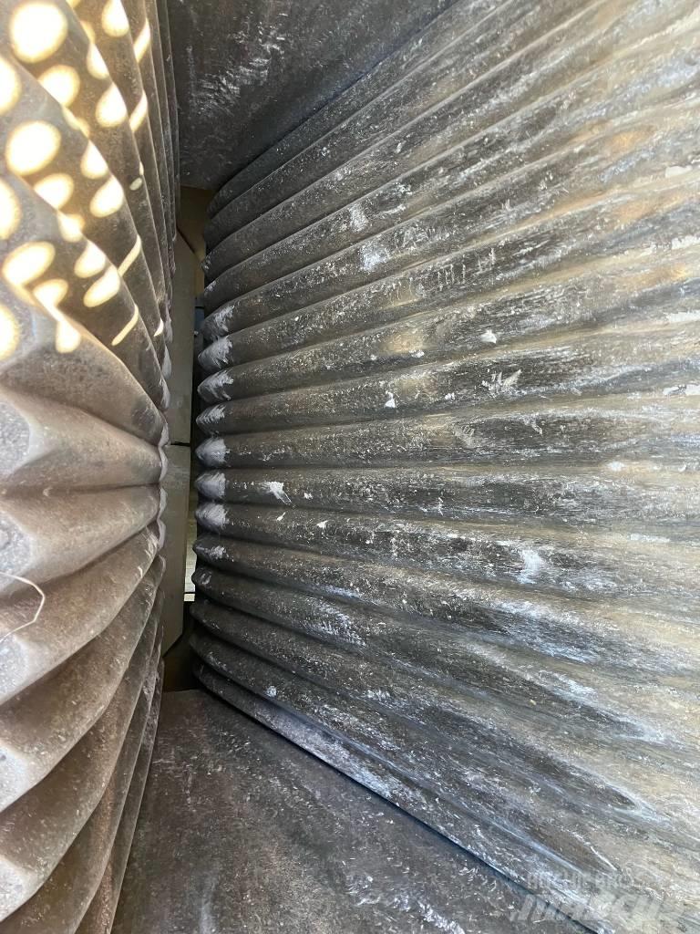 SBM Jawmax 200 移动式破碎机
