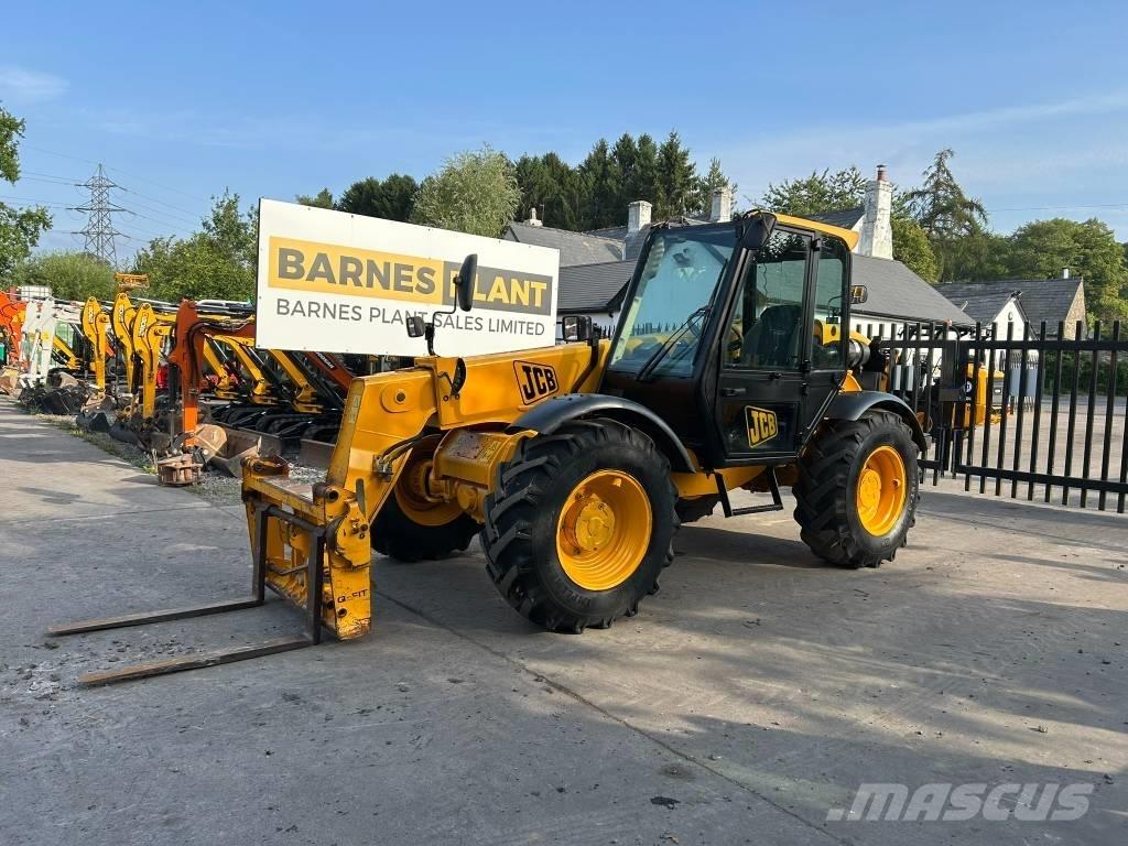 JCB 528 S 伸缩臂叉装车|叉装车