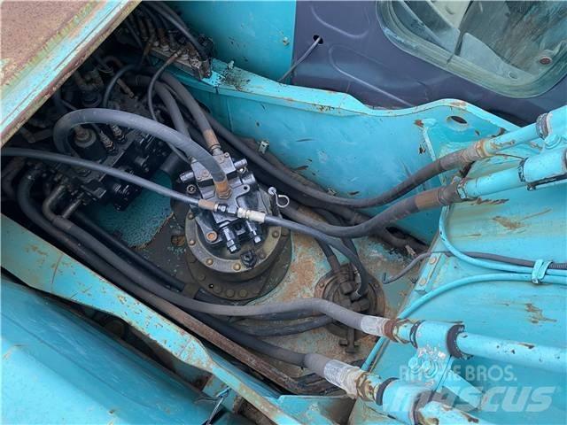 Kobelco SK200 履带挖掘机