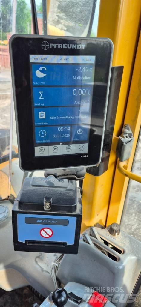 Volvo L 120 E 轮式装载机