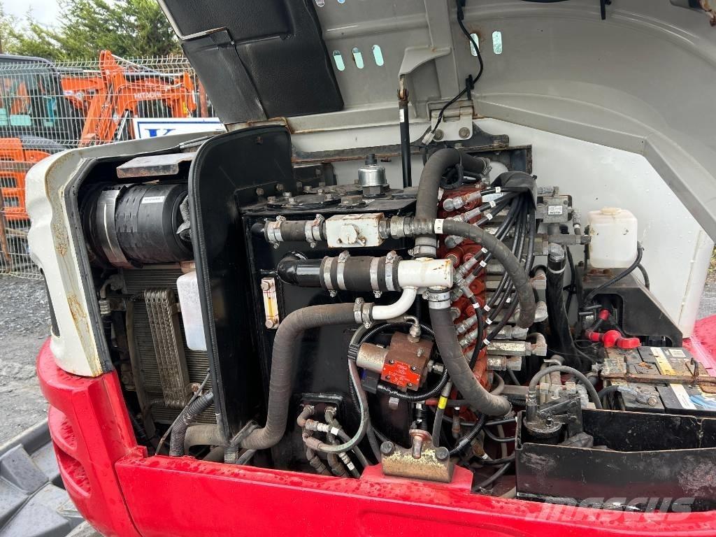 Takeuchi TB 260 小型挖掘机