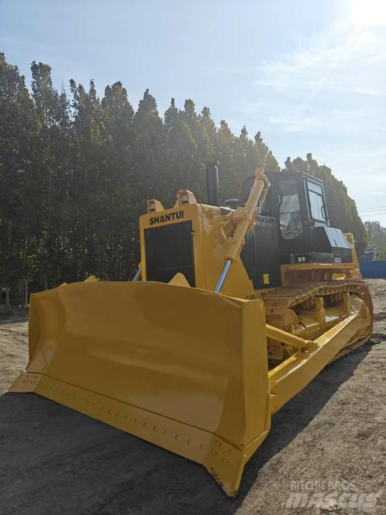 Shantui SD 32 履带式推土机