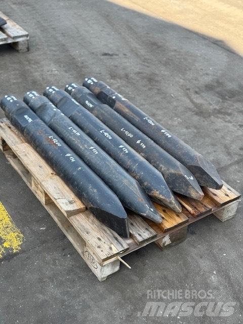 CAT grot 135 mm nowy 破碎锤