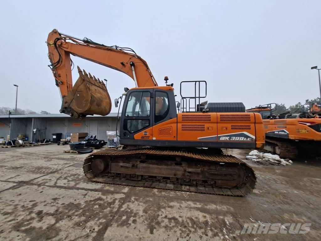 Doosan DX 300 LC-7 履带挖掘机