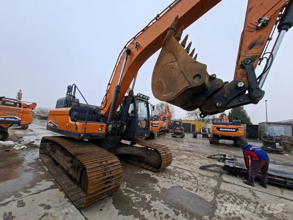 Doosan DX 300 LC-7 履带挖掘机