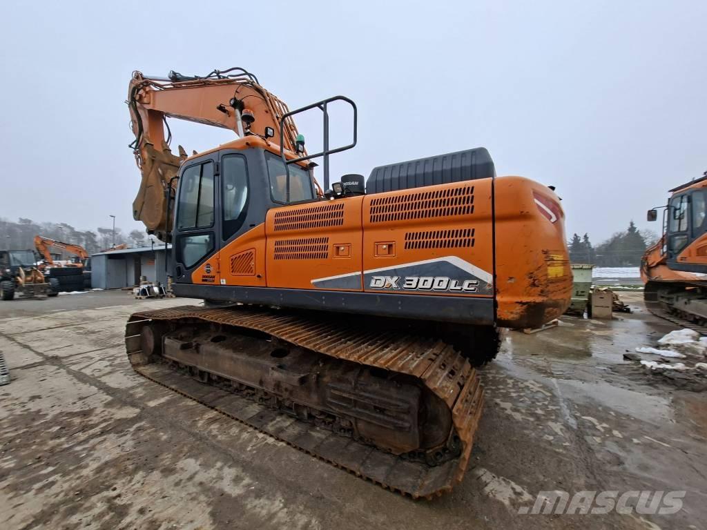 Doosan DX 300 LC-7 履带挖掘机