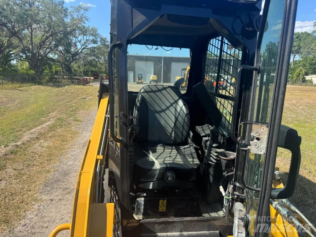 ASV RT 40 滑移装载机