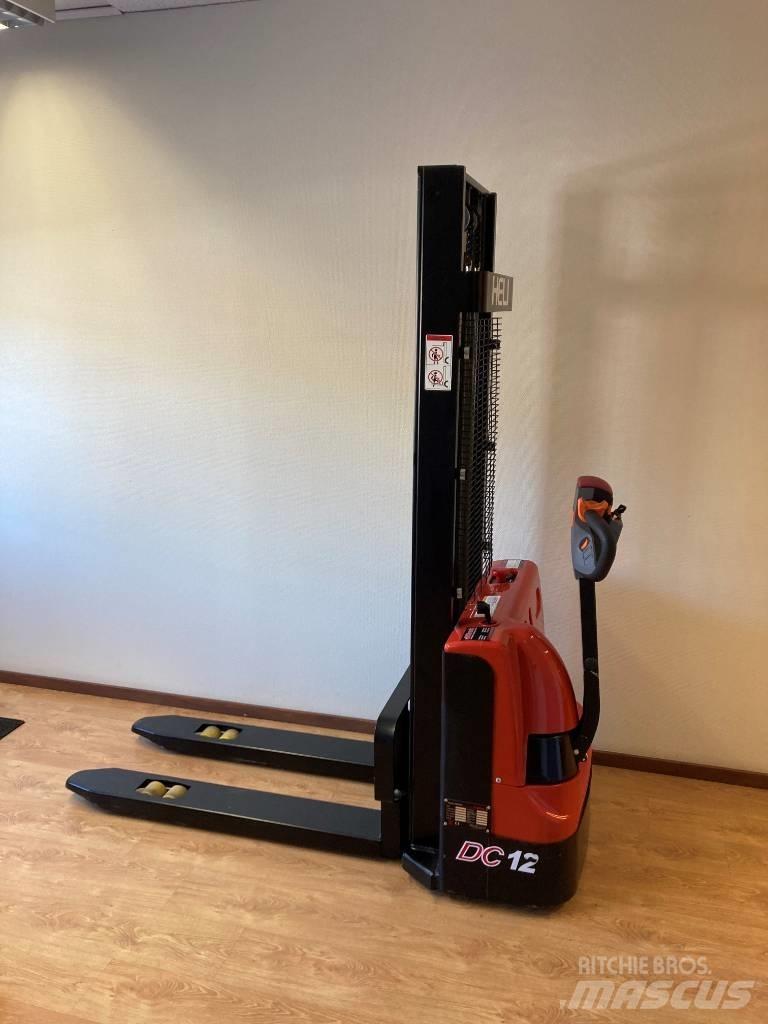 Heli CDD 12J 手推堆垛车