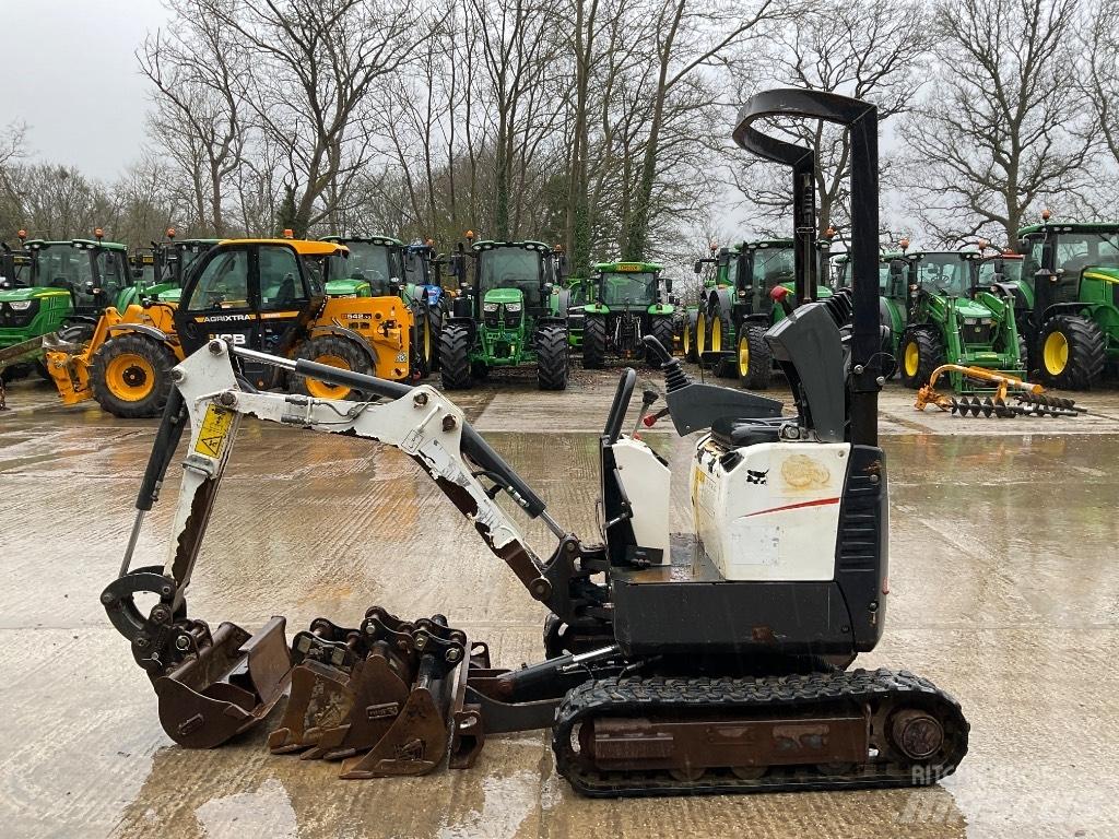 Bobcat E 10 小型挖掘机