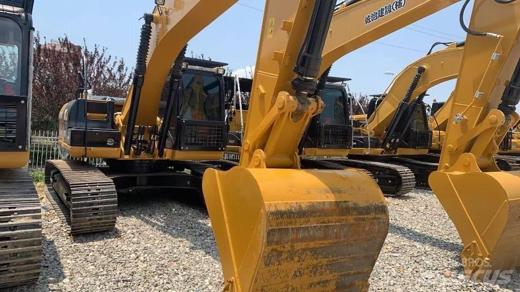 CAT 323 履带挖掘机