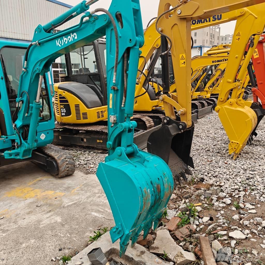Kubota U 35 小型挖掘机