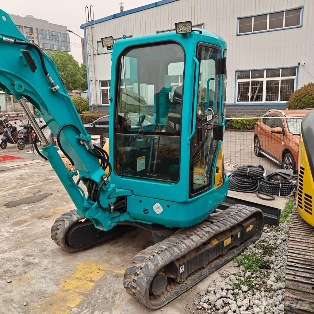 Kubota U 35 小型挖掘机