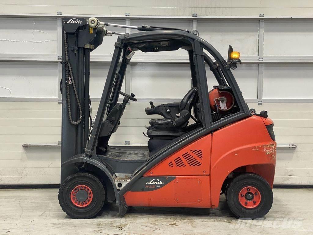 Linde H25T-02 天然气叉车