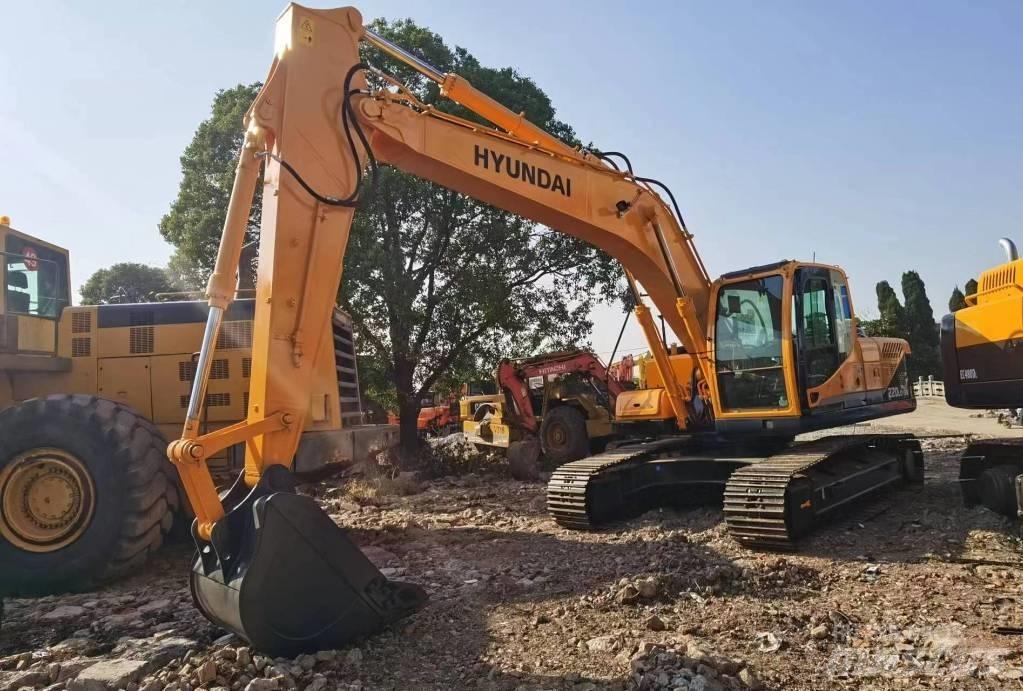 Hyundai R220LC-9S 履带挖掘机