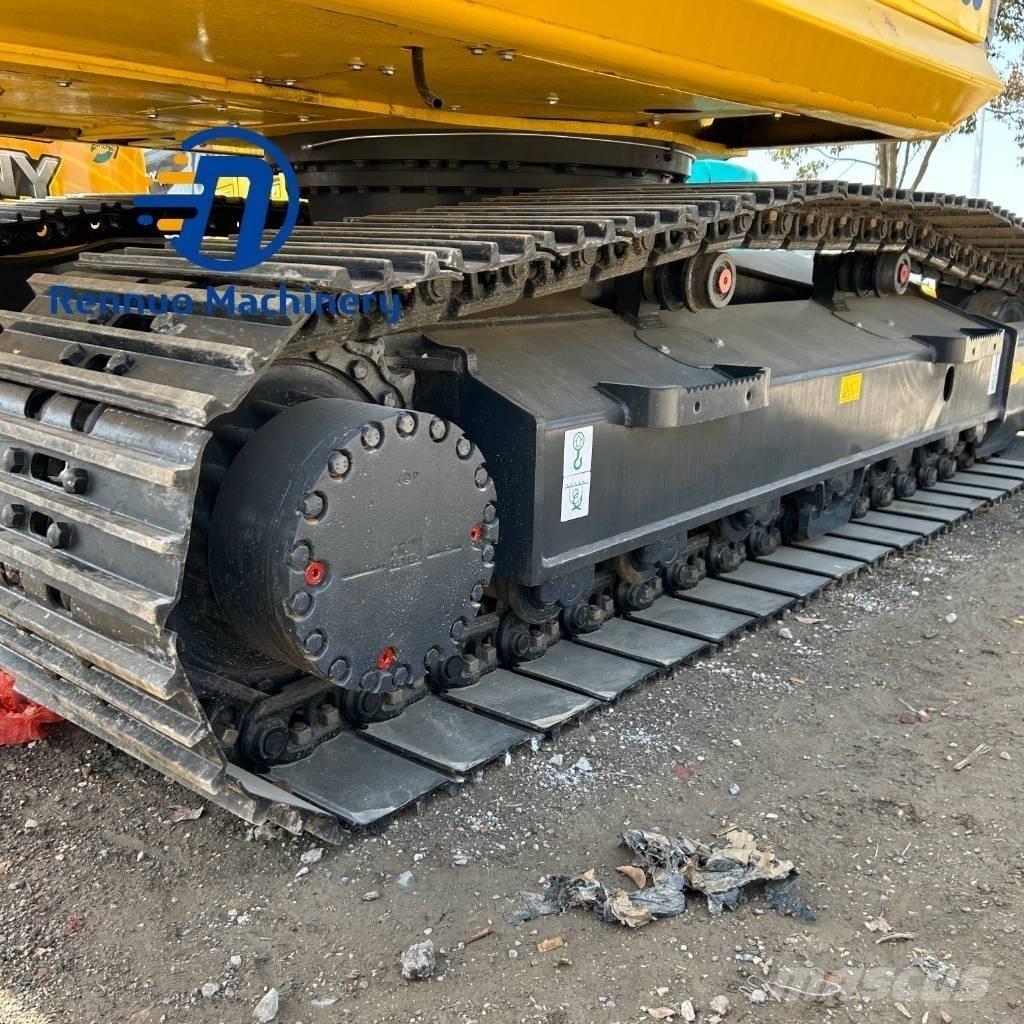 Komatsu PC200-8 履带挖掘机