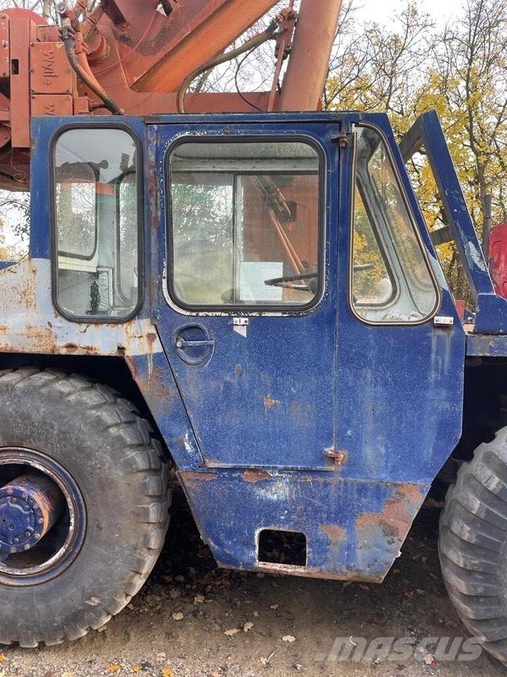 Ransomes Rapier HF17 其他起重机