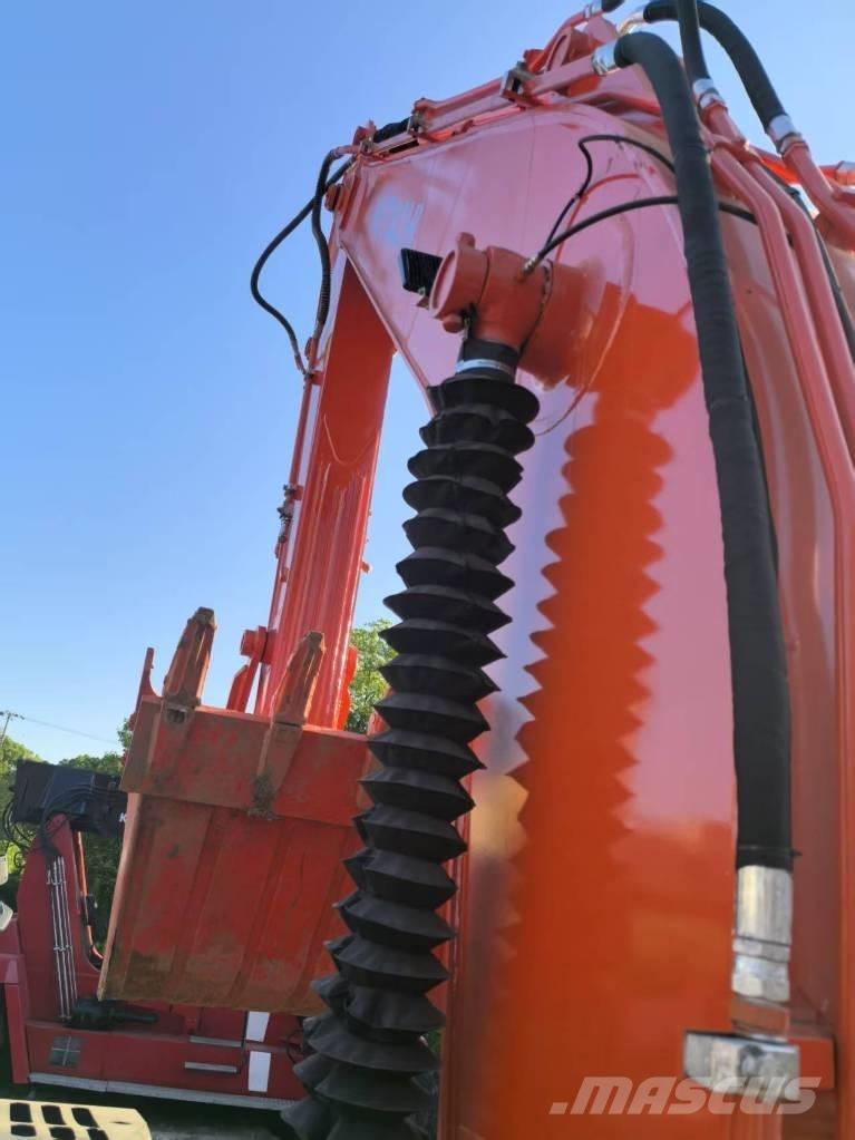 Hitachi ZX 240 HG 履带挖掘机