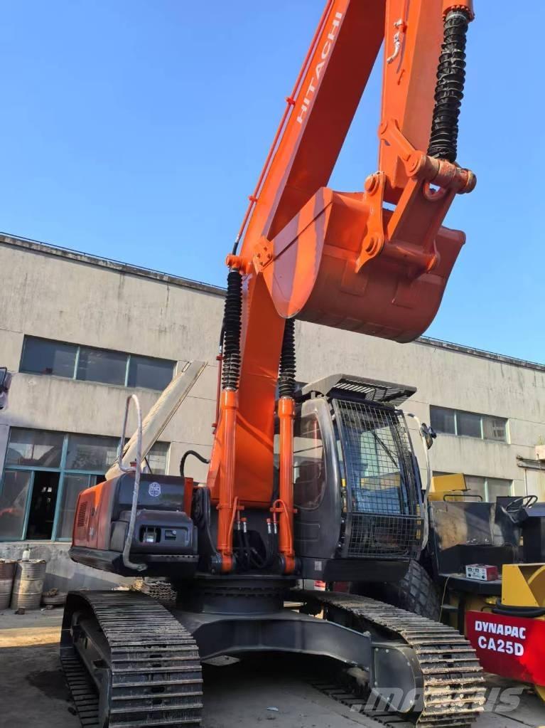 Hitachi ZX 240 HG 履带挖掘机