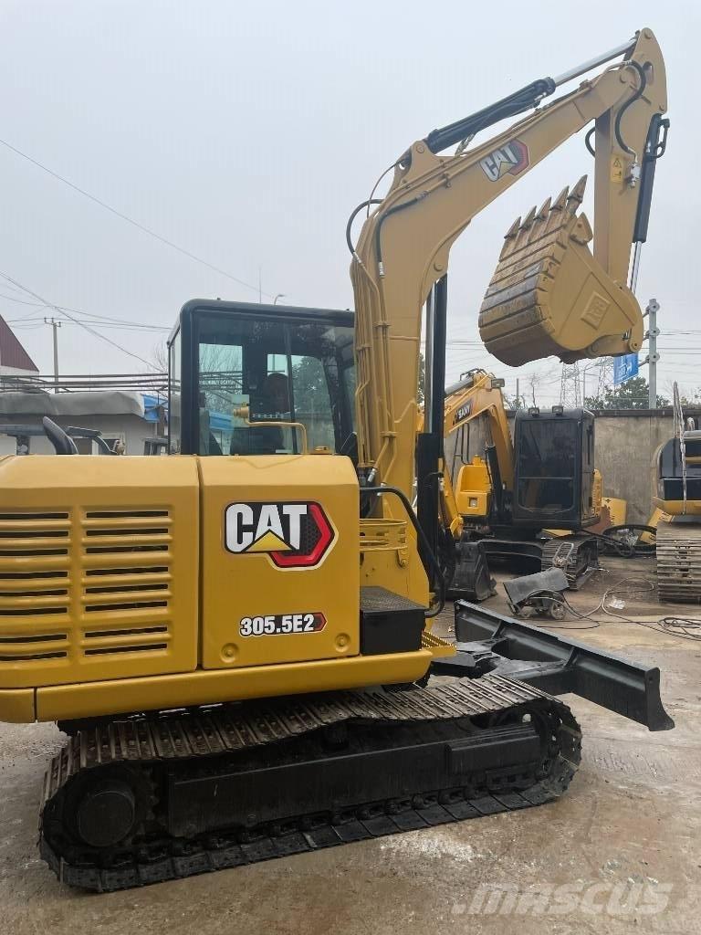 CAT CAT305.5E2 小型挖掘机