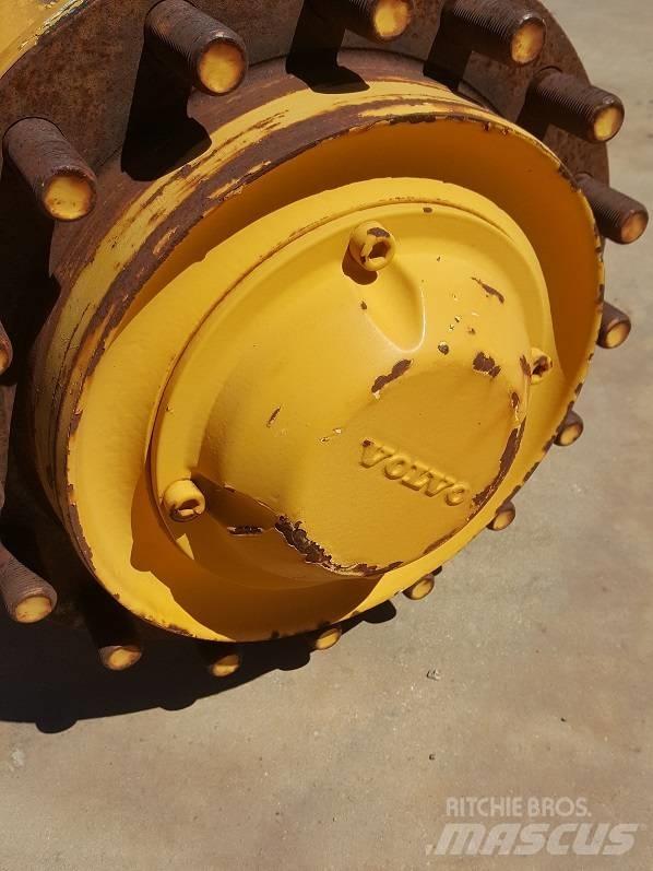 Volvo L90E 轴