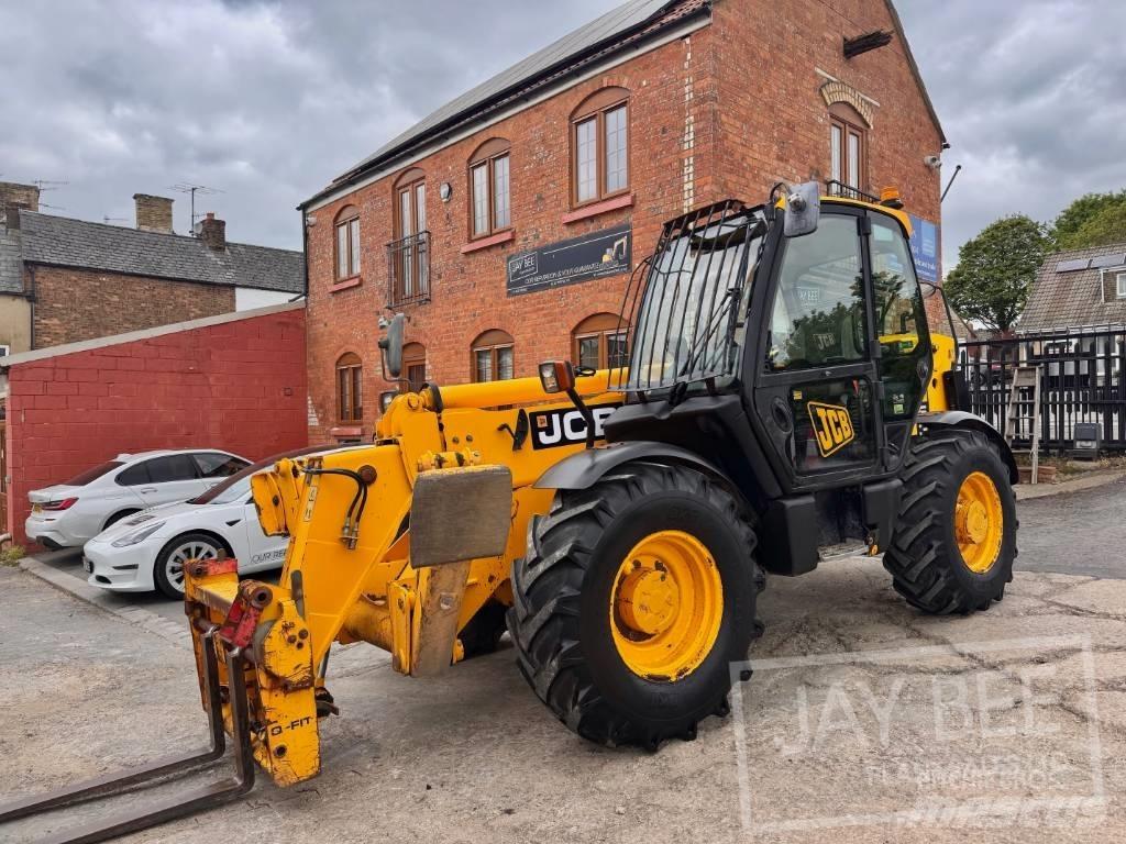 JCB 535-125 伸缩臂叉装车|叉装车