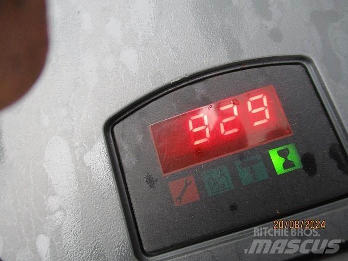 BT LWE 160 手摇升降机