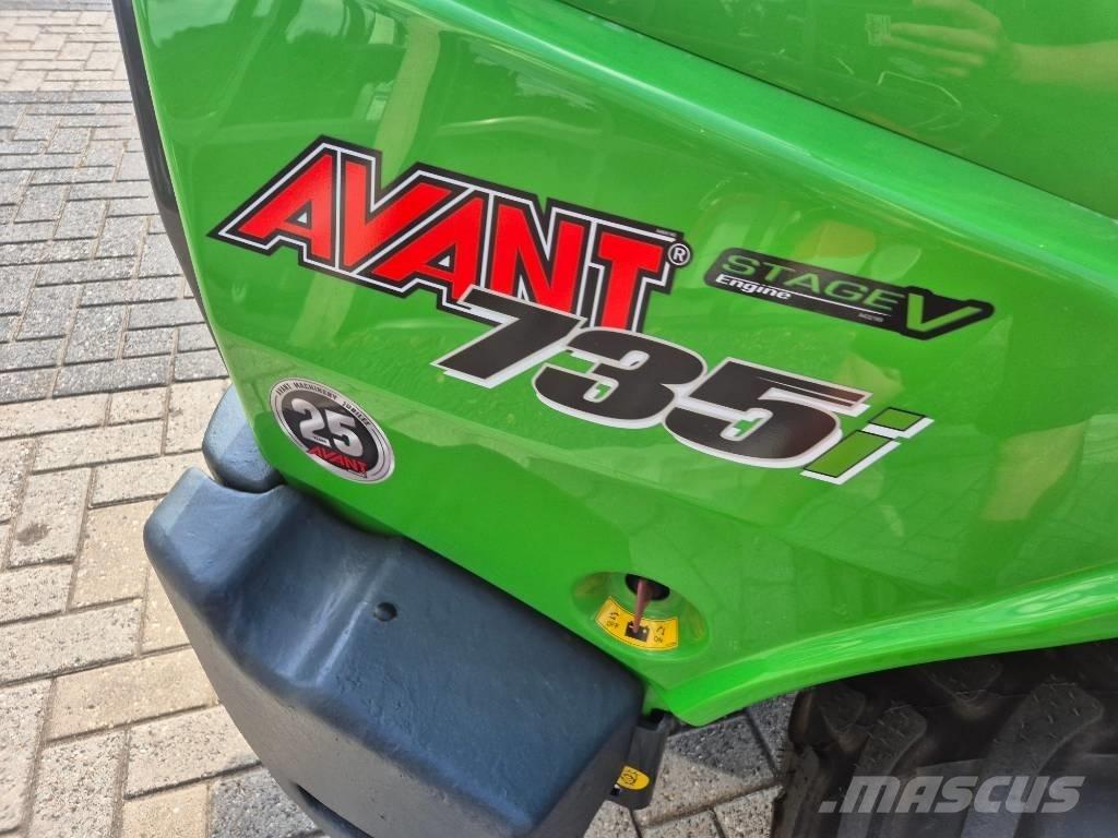 Avant 735i 小型装载机