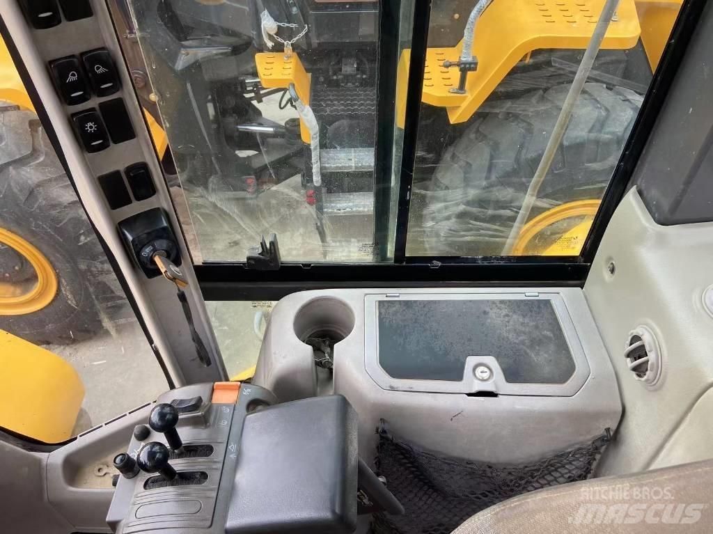 Volvo L 105 轮式装载机