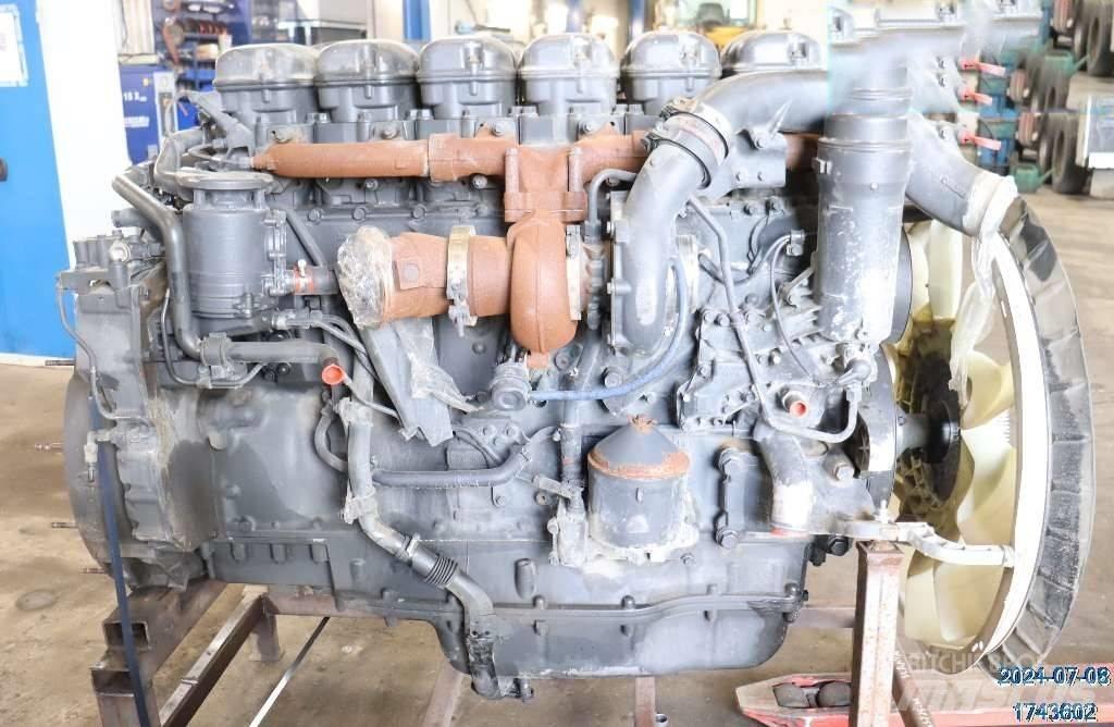 Scania P 360 发动机
