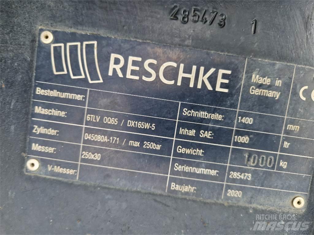 Doosan DX165WR-7 轮式挖掘机
