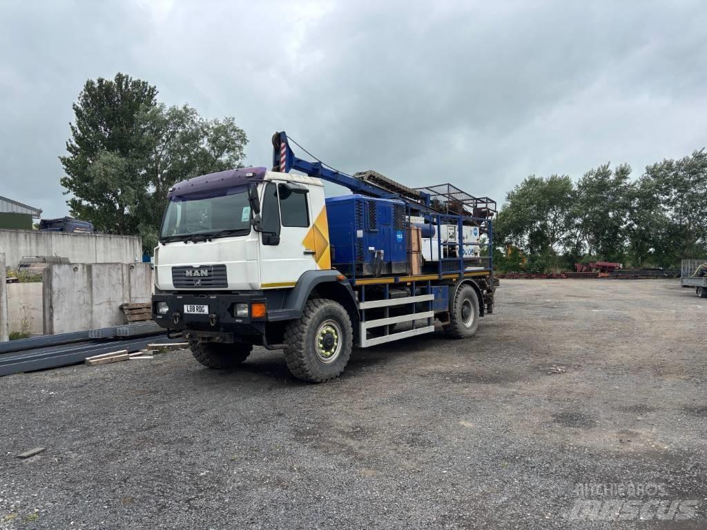 Boart Longyear DB520 钻机车