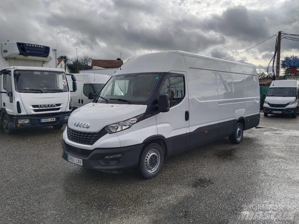 Iveco DAILY 35S16 商务面包车