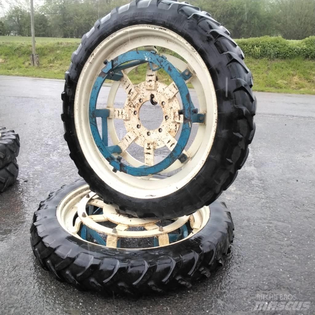 Michelin 230/95R44 轮胎、车轮、轮圈