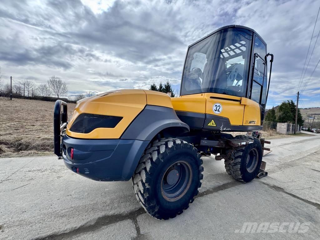 Mecalac 12 MXT 轮式挖掘机