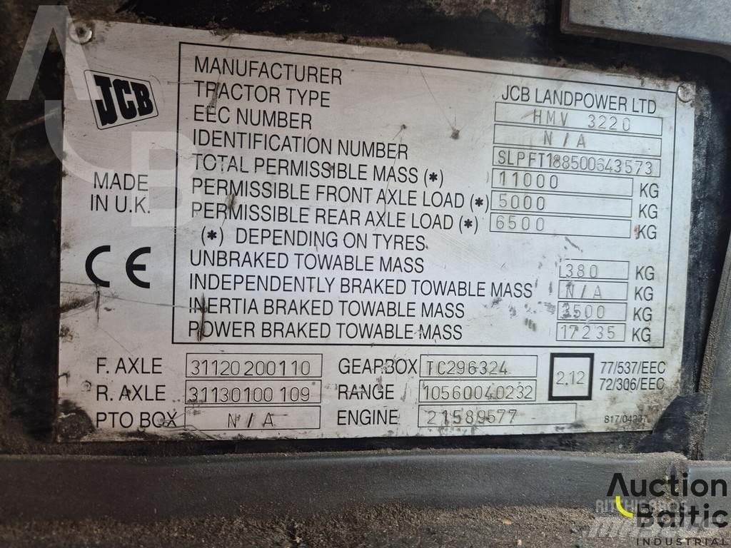 JCB Fastrac 3220 拖拉机/农用车