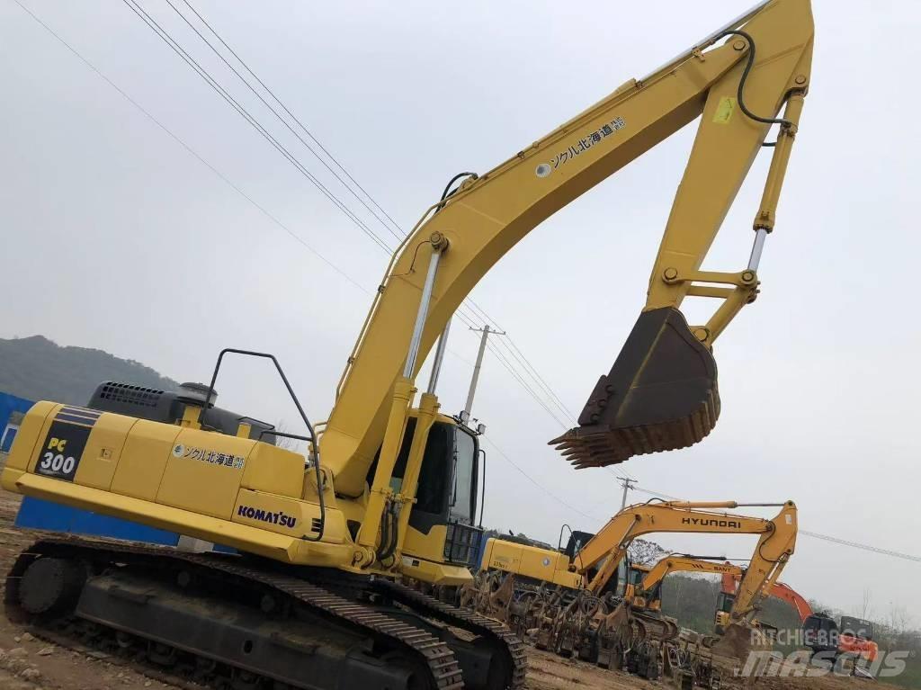 Komatsu 300-7 履带挖掘机