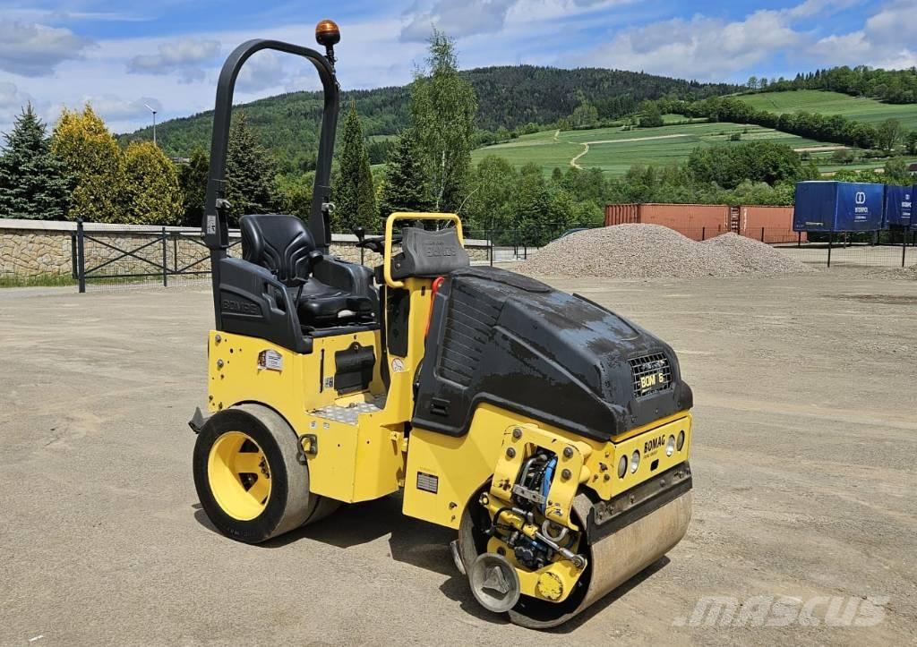 Bomag BW 100 ACM-5 复合式压路机