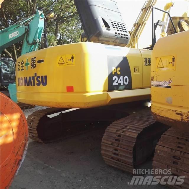Komatsu PC 240 履带挖掘机