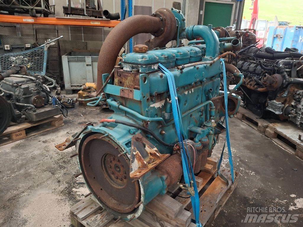 Volvo TD100A 发动机