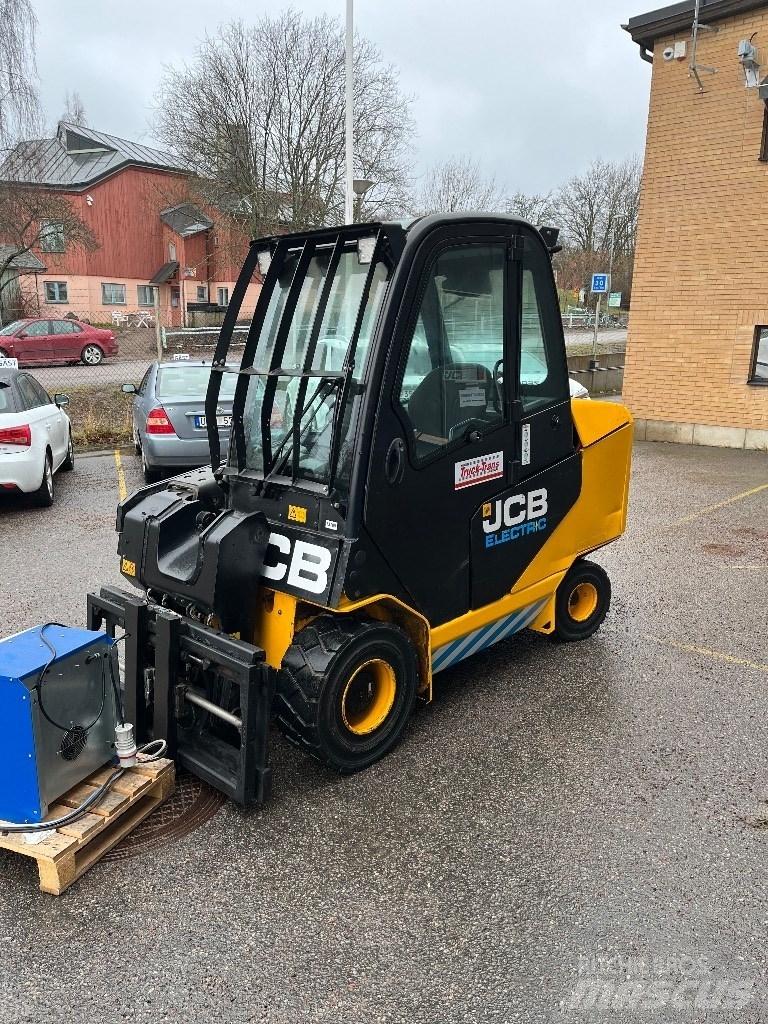 JCB TLT30-19E 电动叉车