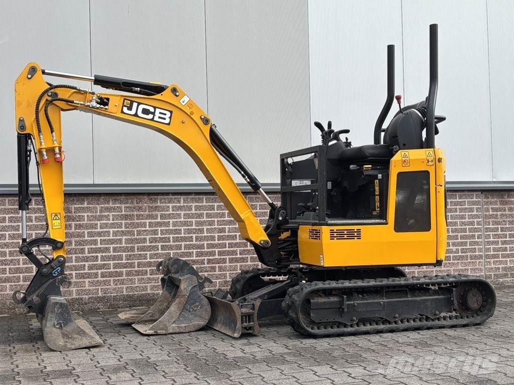 JCB 18Z 小型挖掘机
