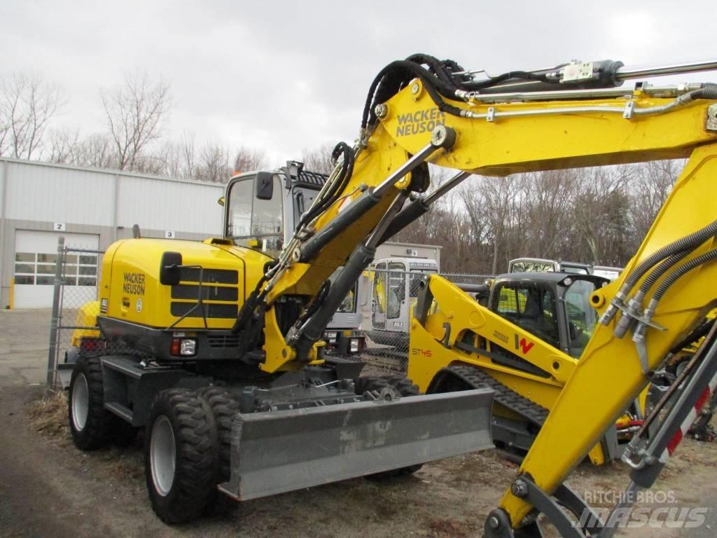Wacker Neuson EW 100 轮式挖掘机
