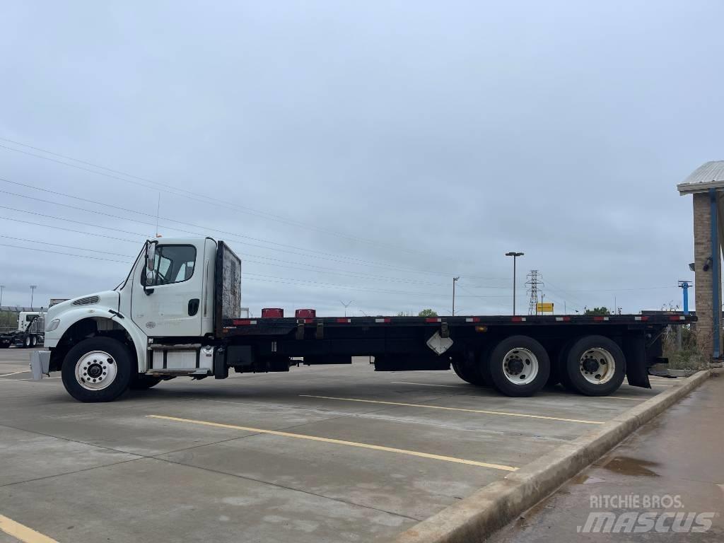 Freightliner M 106 平板栏板货车