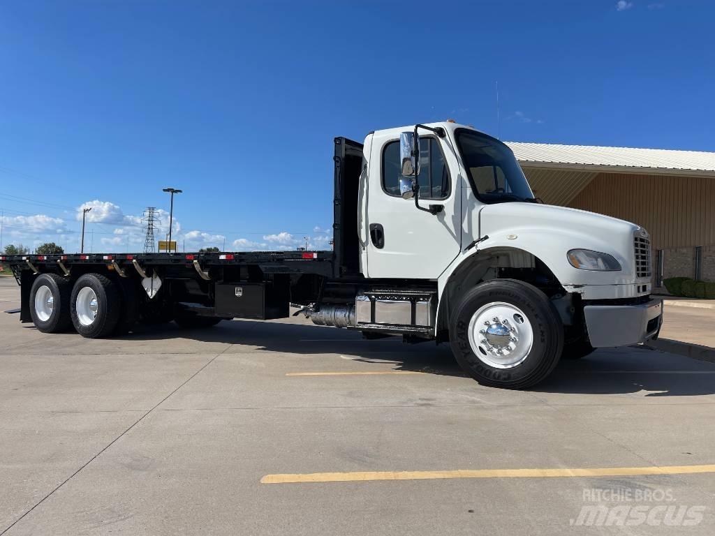 Freightliner M 106 平板栏板货车