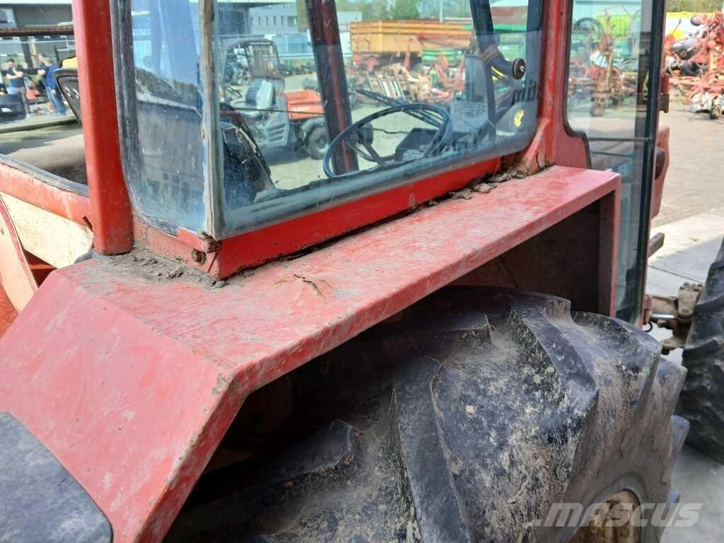 Renault 781-4 拖拉机/农用车