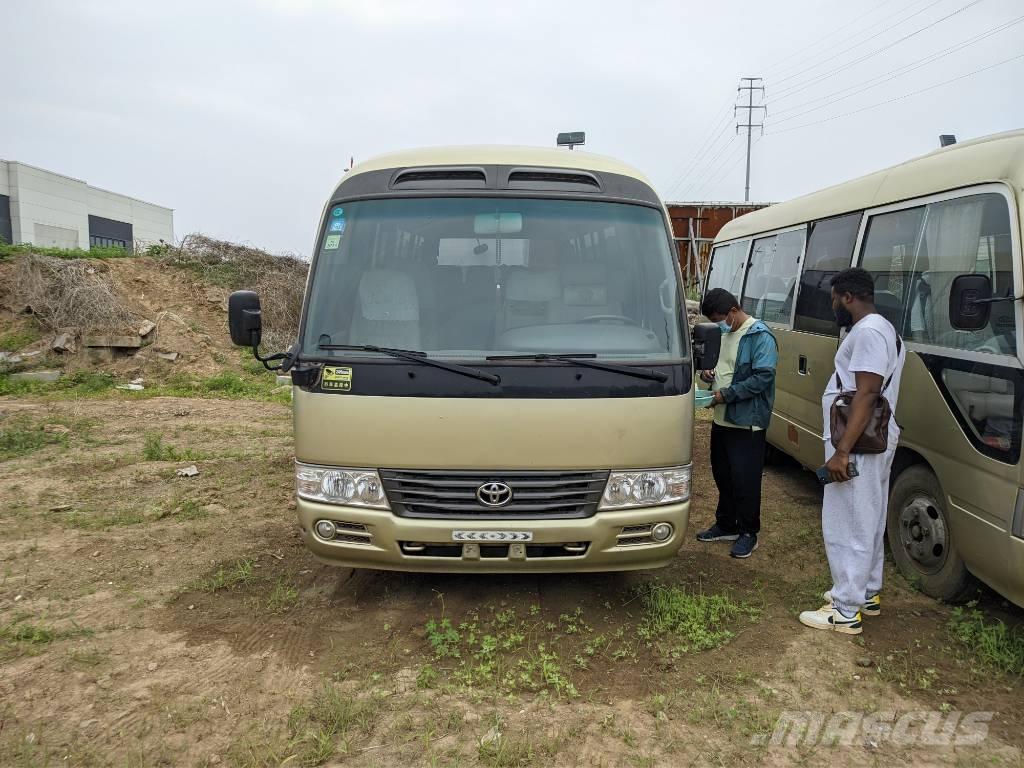 Toyota Coaster Bus 迷你巴士