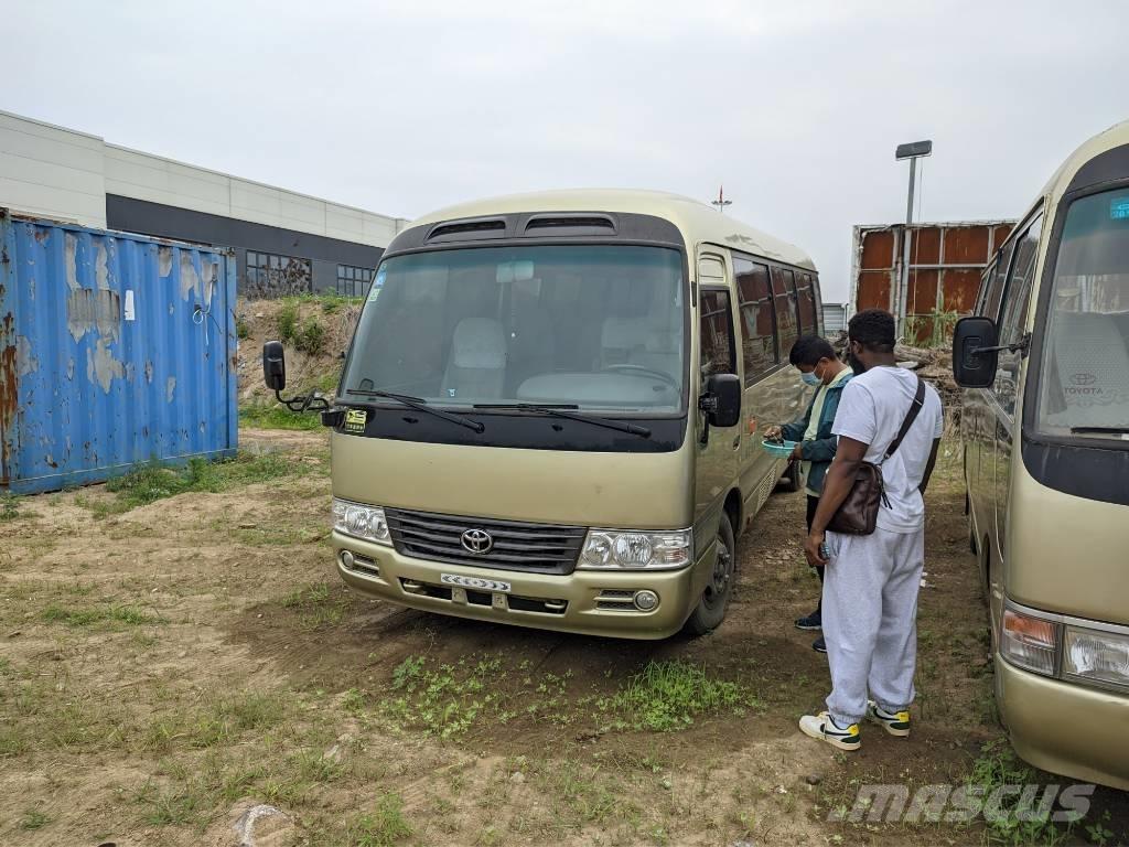 Toyota Coaster Bus 迷你巴士