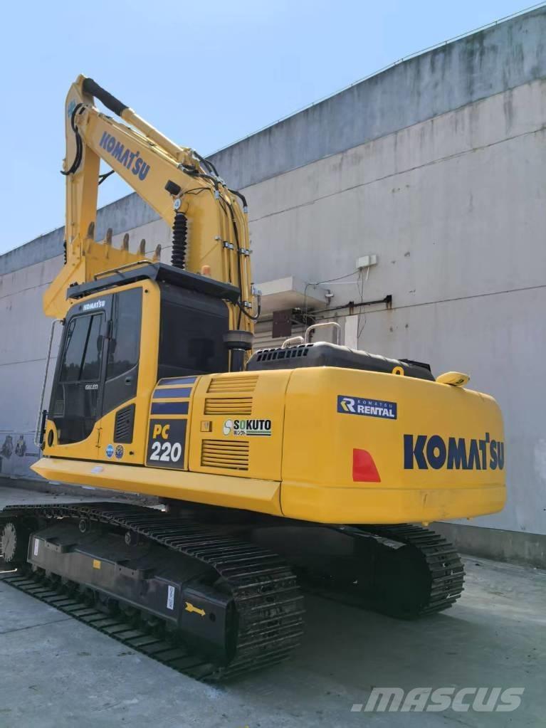 Komatsu PC 220-8 履带挖掘机